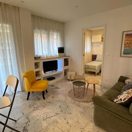 アパート Inaya For Appt 3 Pieces